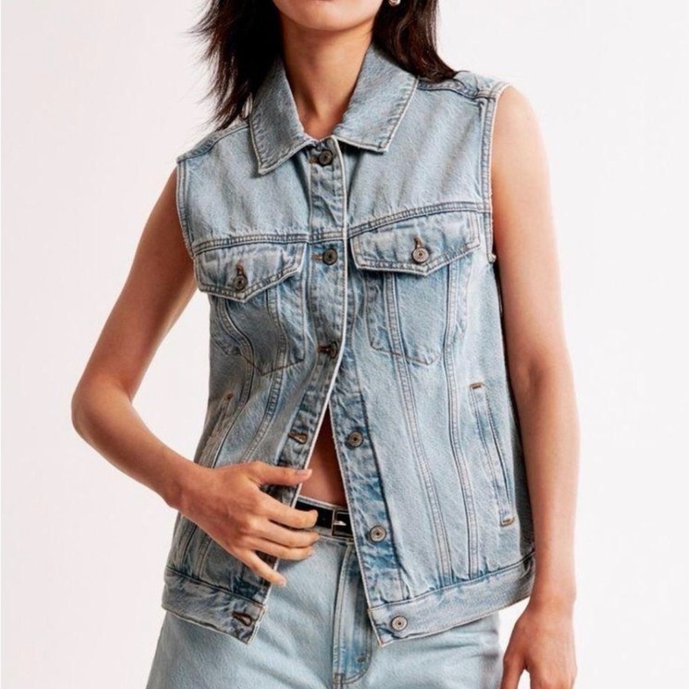 ABERCROMBIE DENIM VEST NWT